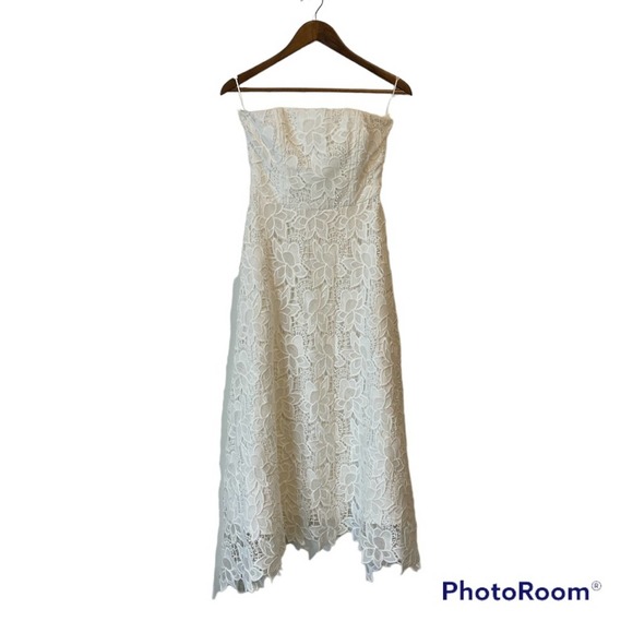 BB Dakota Dresses & Skirts - BB Dakota White Lace Strapless Dress Women's Size 4